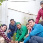 वृक्षमित्र डॉ सोनी ने पौधा लगाकर दिया गौरैया पक्षी के संरक्षण का संदेश