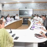 मंत्री रेखा आर्या के आश्वासन पर पीआरडी स्वयंसेवकों ने खत्म किया धरना