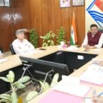 मुख्य सचिव ने अंडरग्राउण्ड केबलिंग और ब्लैक टॉपिंग का कार्य जून माह तक पूर्ण करने के निर्देश दिए  