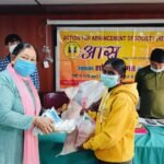 आस संस्था ने 25 टीबी रोगियों को पोषाहार वितरित किया