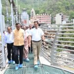 मुख्य सचिव ने बजरंग सेतु और हिलान्स हिमालयन भोजनालय का निरीक्षण किया