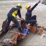 अलकनंदा में समाया ट्रक, चालक की दर्दनाक मौत