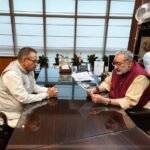 केंद्रीय वस्त्र मंत्री गिरिराज सिंह से मिले कृषि मंत्री गणेश जोशी