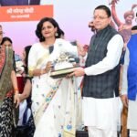 मुख्यमंत्री ने तीलू रौतेली एवं आंगनबाड़ी कार्यकत्री पुरस्कार से मातृशक्ति को किया सम्मानित