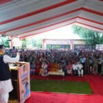 चैधरी फार्म और सर्वे स्टेडियम में बहनों के बीच पहुंचे मुख्यमंत्री