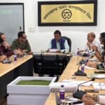 यूपीसीएल के प्रबन्ध निदेशक ने मीटर रीडरों से की सीधी वार्ता