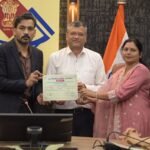 देहरादून में जिला योजना समिति के नवनिर्वाचित सदस्यों को मिले प्रमाणपत्र