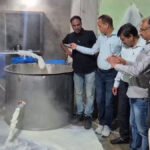 फैक्ट्री में छापेमारी का भारी मात्रा में नकली पनीर पकड़ा